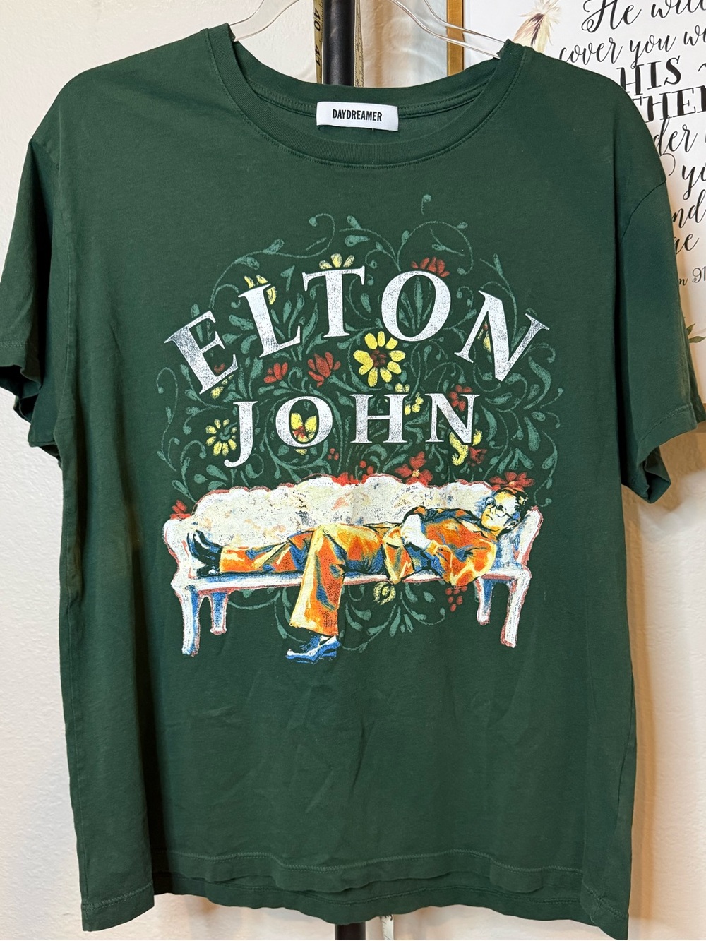 Daydreamer Elton John Graphic Boyfriend Tee in Forest Green